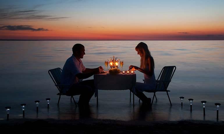 Top Romantic Getaways in the UK for Couples