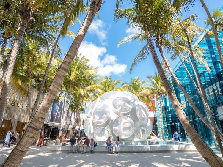 Popular Places to Visit in Miami – Must-See Attractions