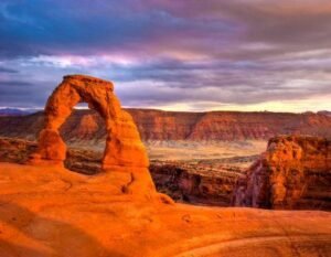 An invitation to experience the wonders of America today