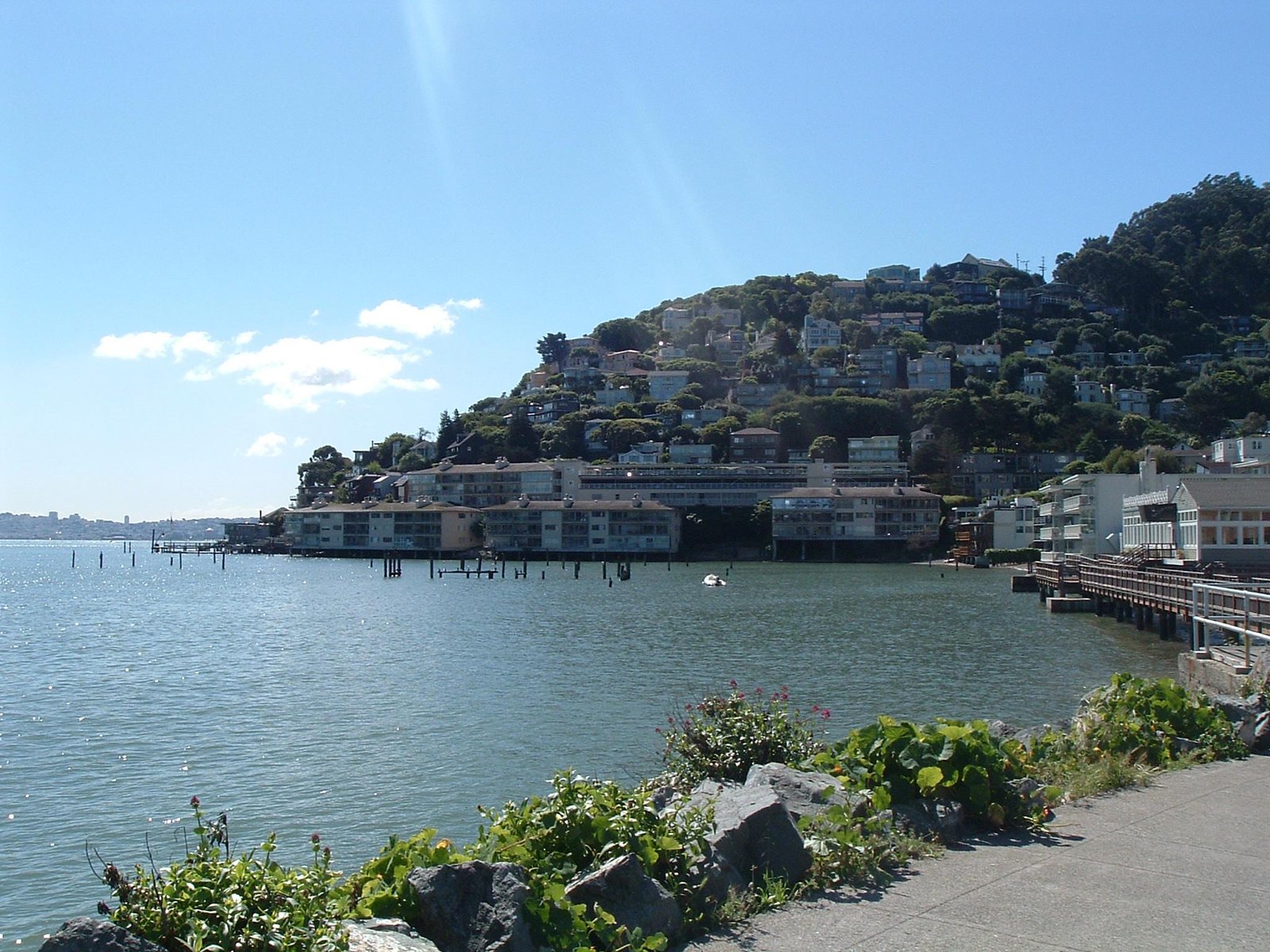 Staying in Sausalito: Your Gateway to Discovering San Francisco
