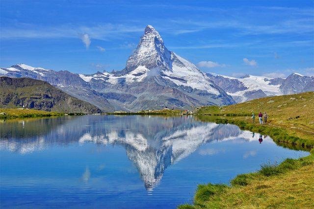 Discover the Majestic Mountains to Visit in Virginia Today