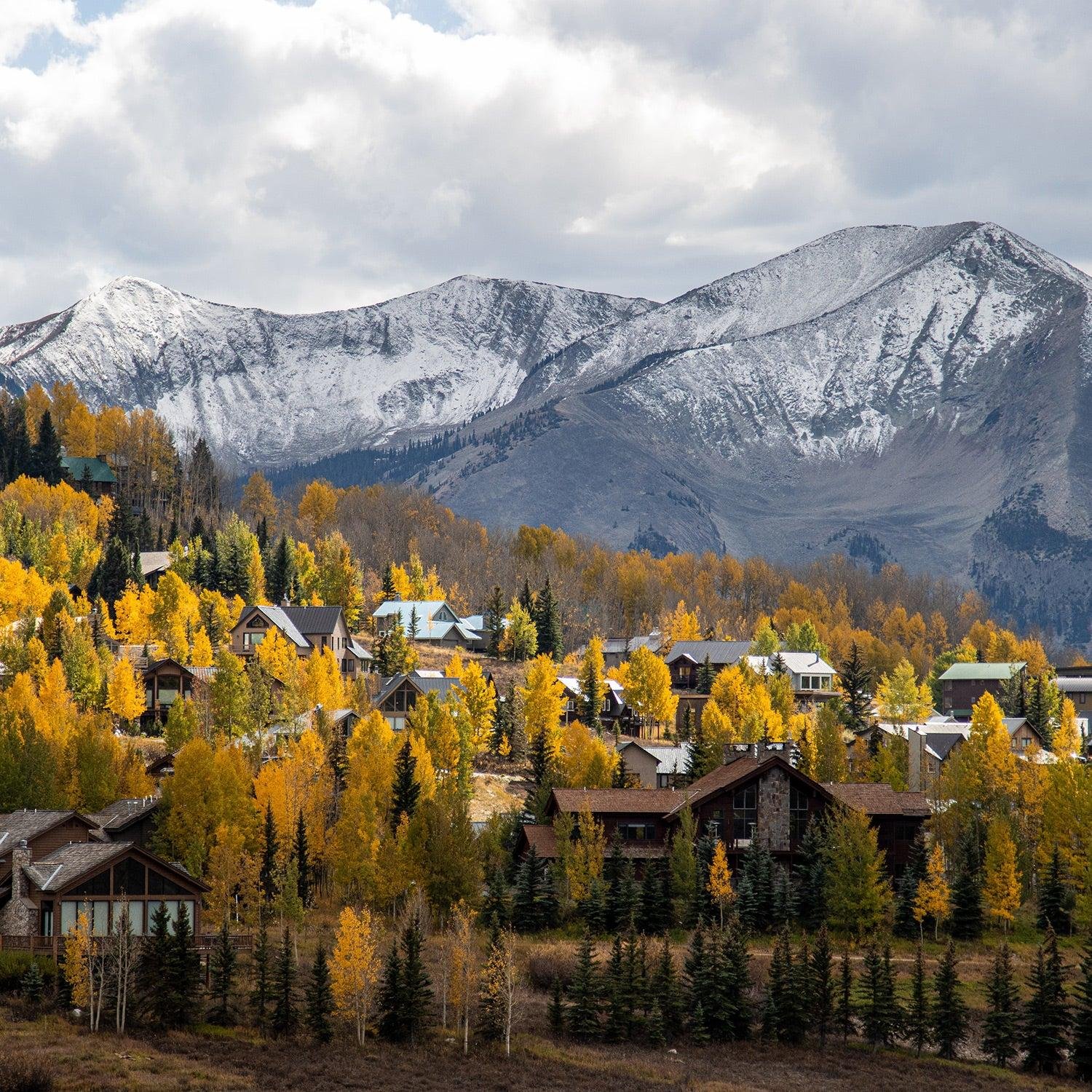 Discover the Best Mountain Towns to Visit for Summer Bliss