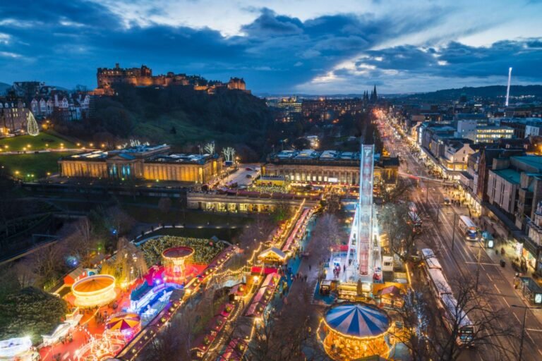 Is it worth visiting Edinburgh in December? – An Insider’s Guide