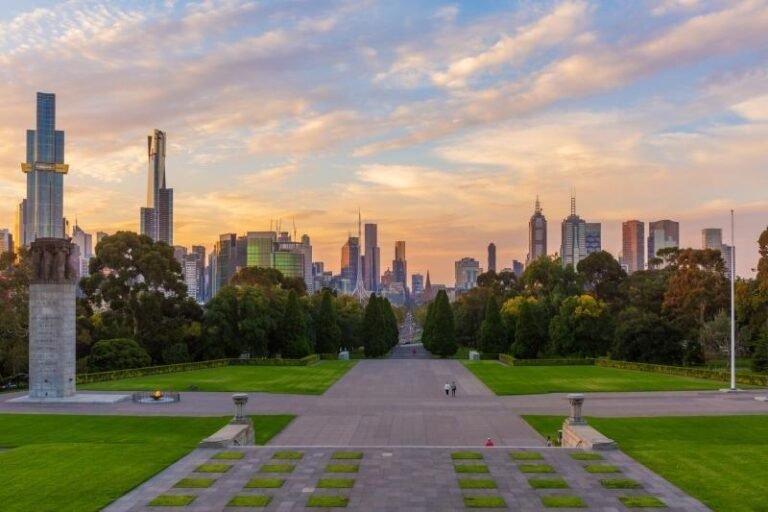 Best Places to Visit Near Melbourne Australia – Top Options