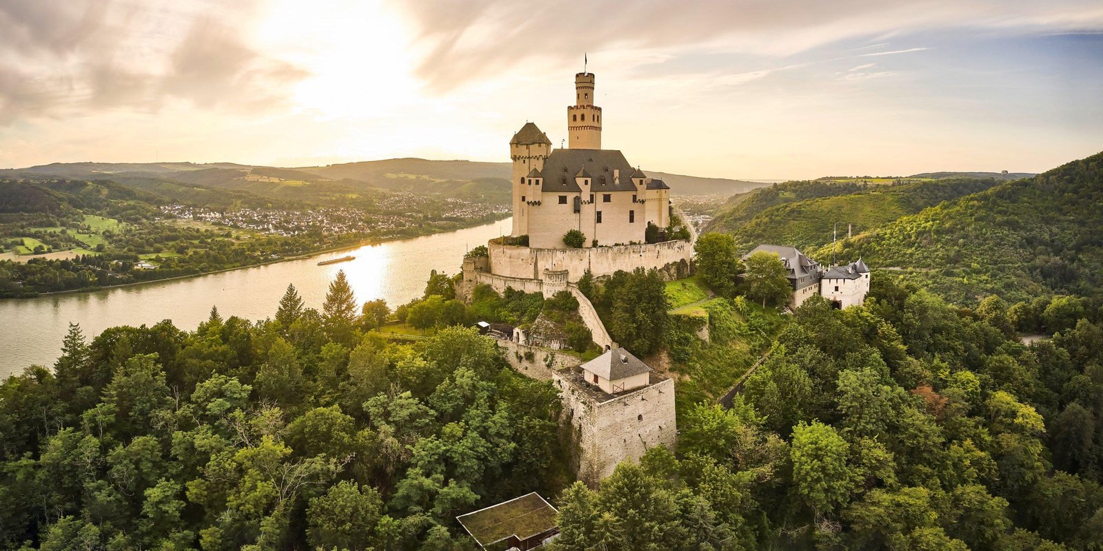 Romantic Castles: A Fairytale Getaway for Couples