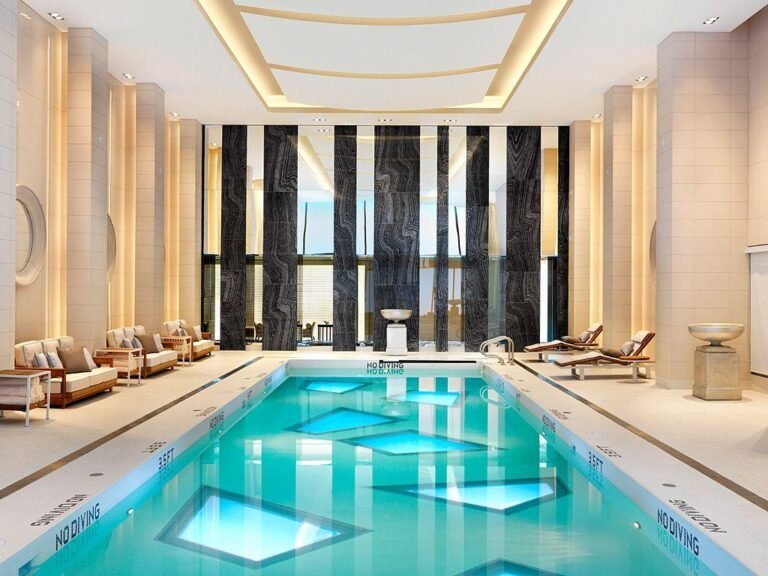 Best Place to Stay When Visiting Vancouver – Top Hotels