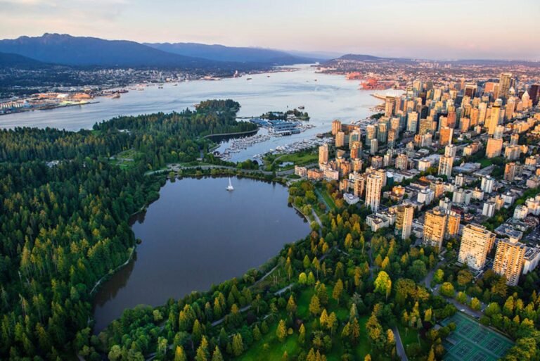 Vancouver vs Victoria to Visit – Tough Choice!