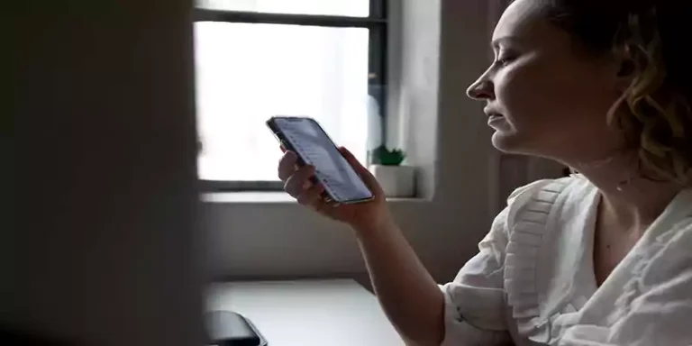 How to Stay Connected: SIM Cards and Wi-Fi