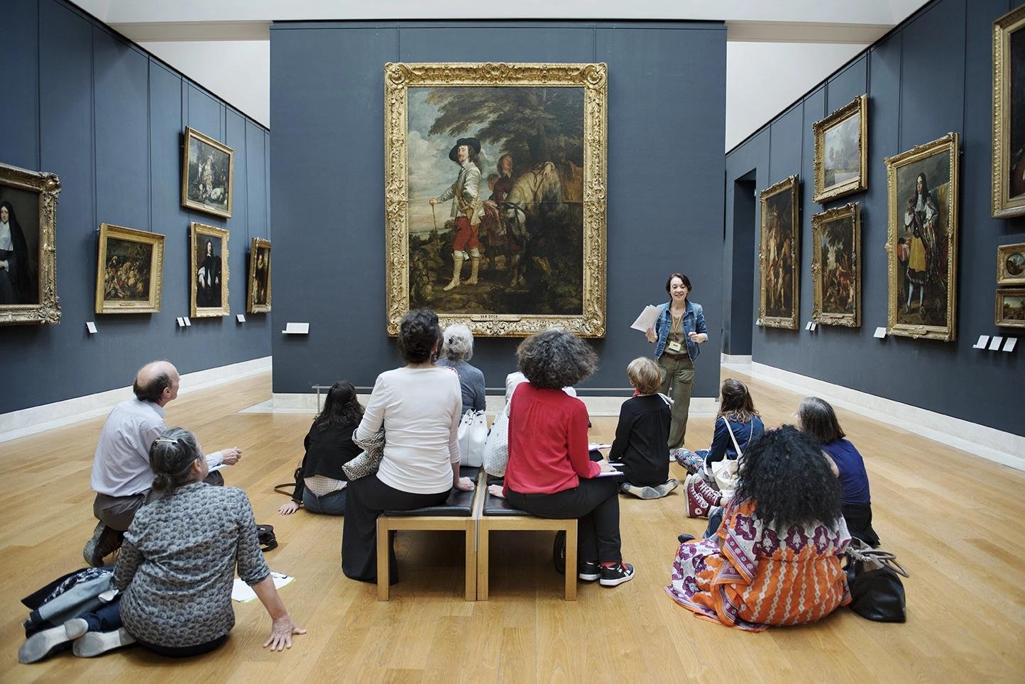 Planning your⁢ Louvre Visit: ⁤Navigating the Crowds and Lines