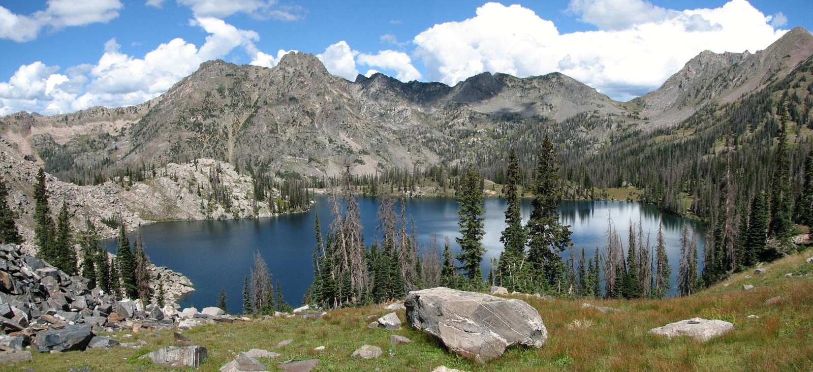 Experience Tranquility at these⁢ Pristine Lakes