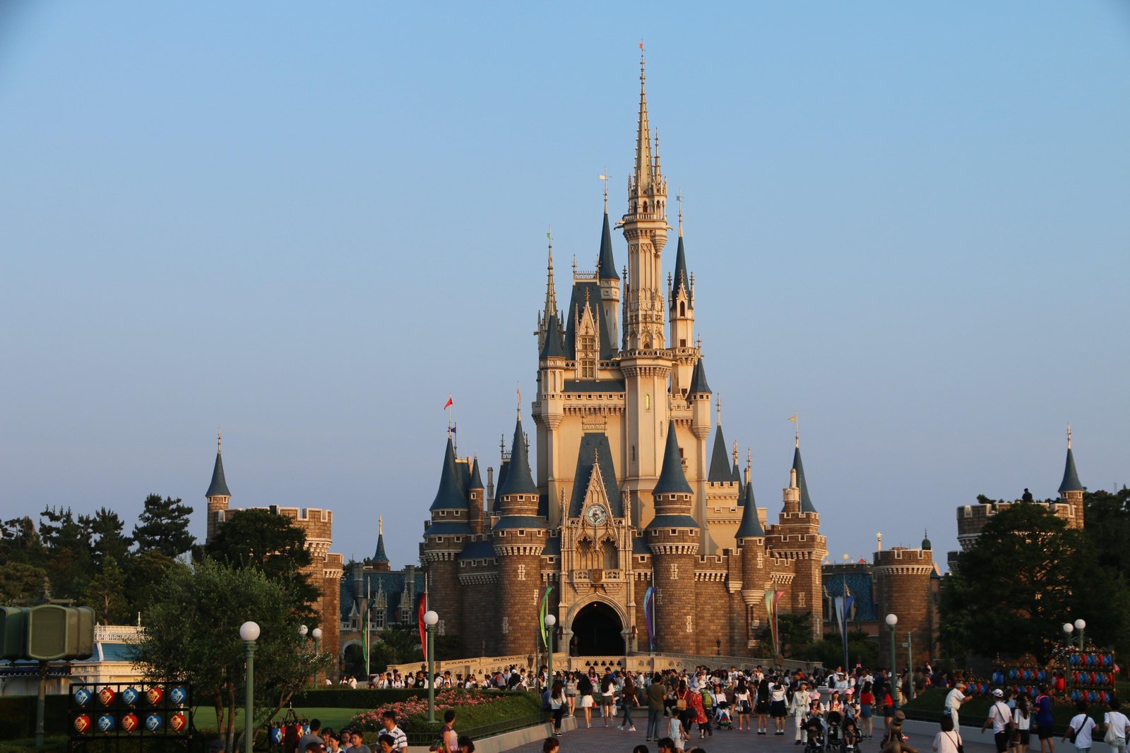 Optimal ⁣Times⁣ for Avoiding Crowds at Tokyo Disney