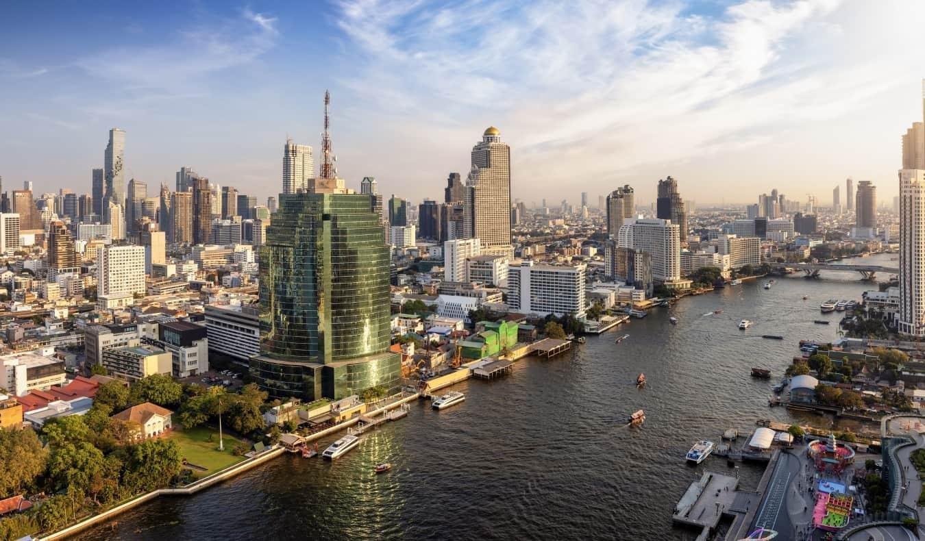 Heading 1: Safety Precautions‍ to Take While Visiting bangkok