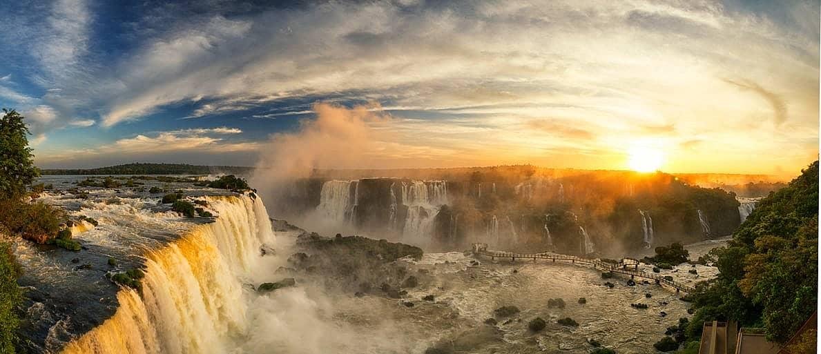 Best⁢ Times to visit Iguazu Falls ‍for Impressive views