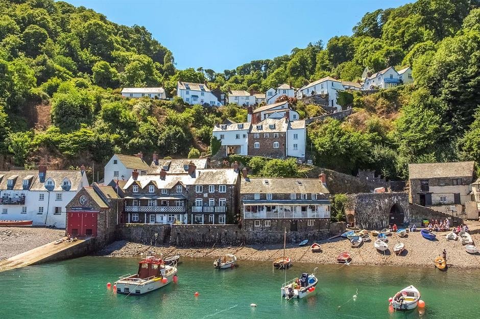 Charming Coastal Villages⁤ for a Romantic Getaway