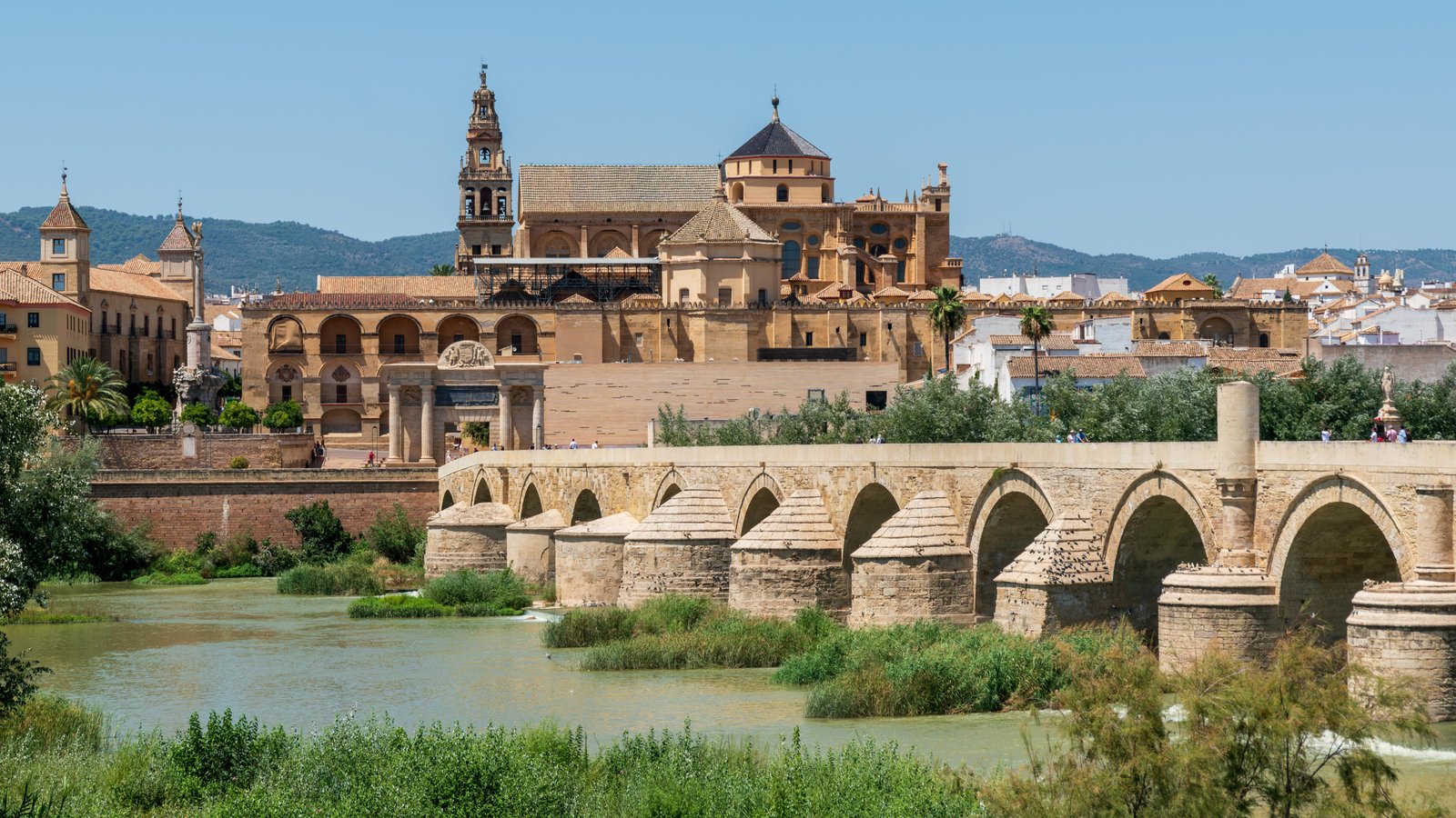 Exploring Ancient Landmarks​ and Cultural Heritage ⁤of Córdoba