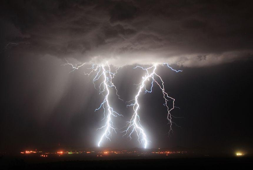 Understanding ⁤the Weather Woes and Crowds of Paris in August