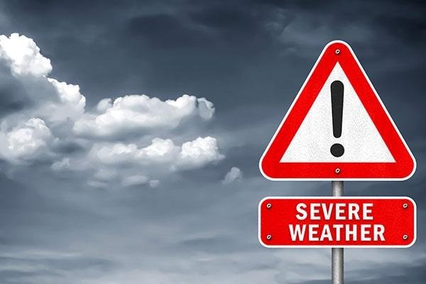 Understanding the Weather and Air Quality Issues in Delhis Off-Peak Seasons