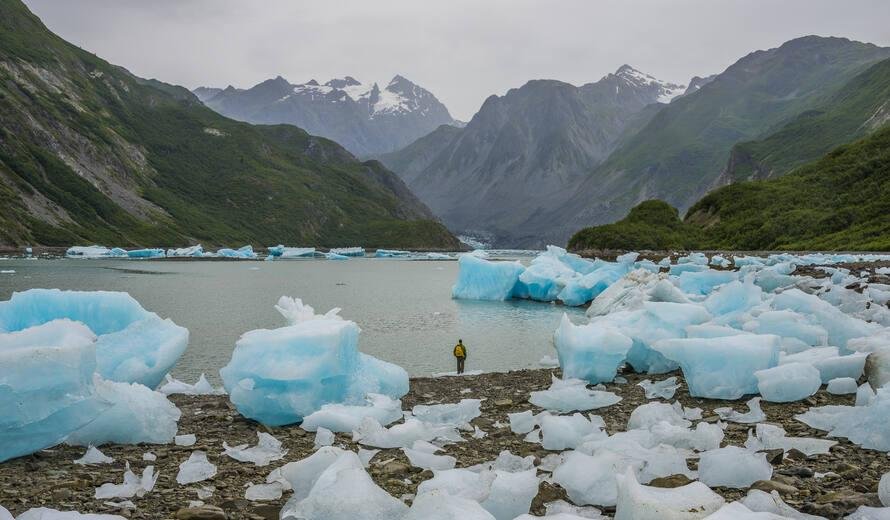 Discover Breathtaking Glaciers and Majestic Mountains in Juneau