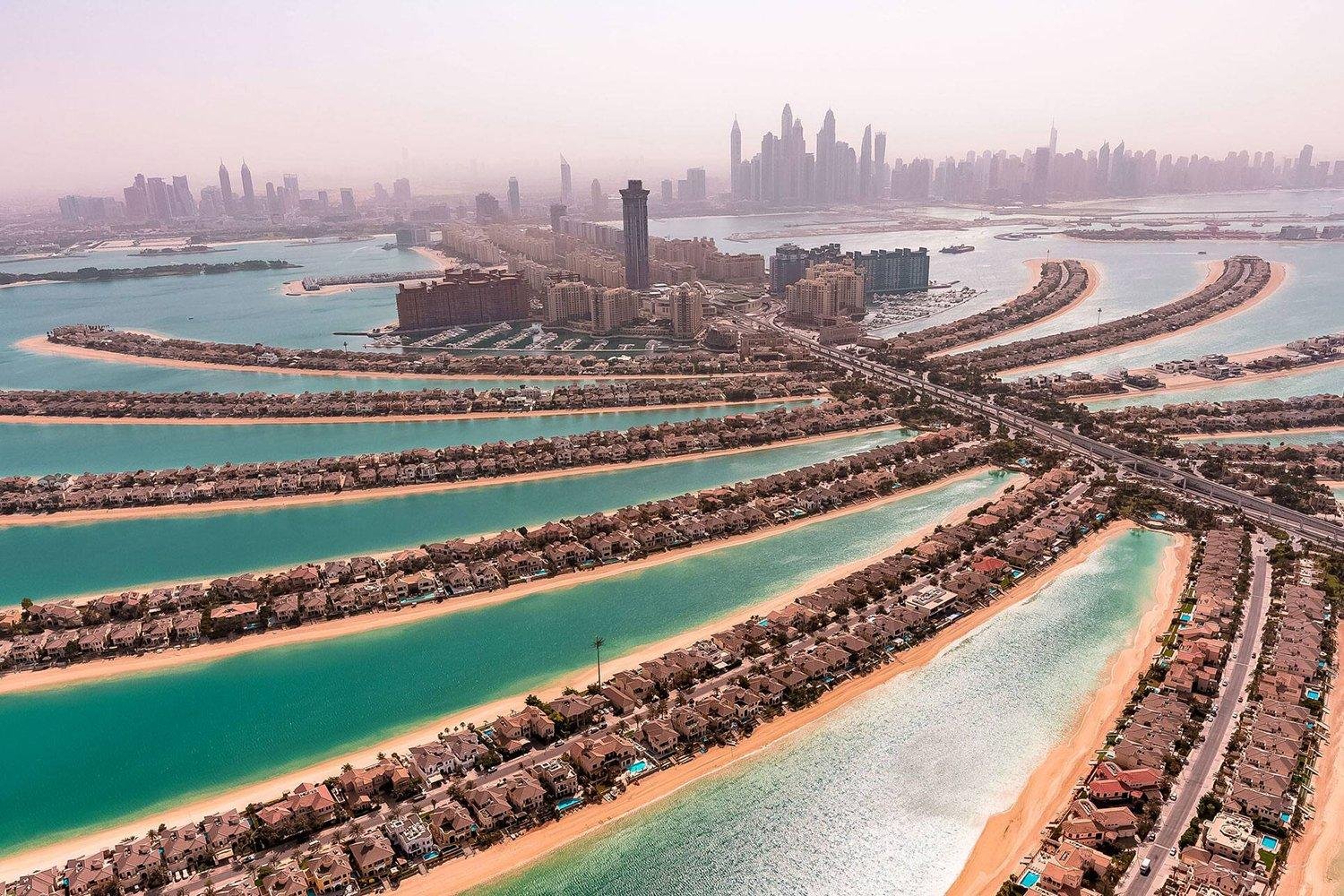 Exploring Iconic Landmarks ⁤that Define the Spirit of Dubai
