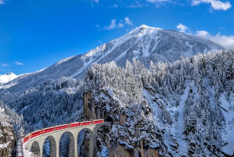 Best Train Destinations Near Barcelona – Explore More!