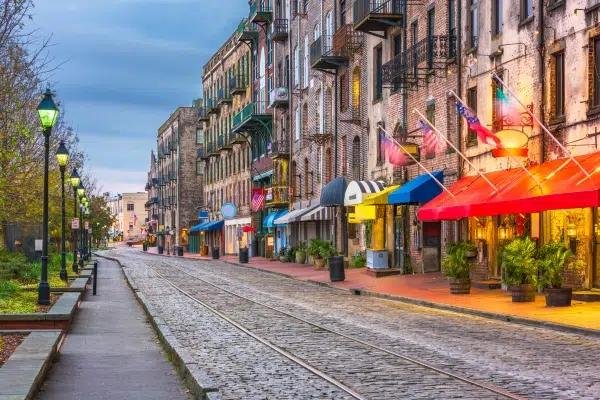 Is March a Good Time to Visit Savannah, Georgia – Pros and Cons