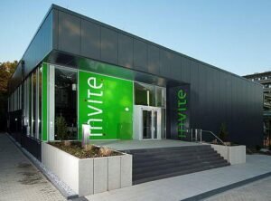 How to Invite Someone to Visit Us – Thoughtful Tips Inside