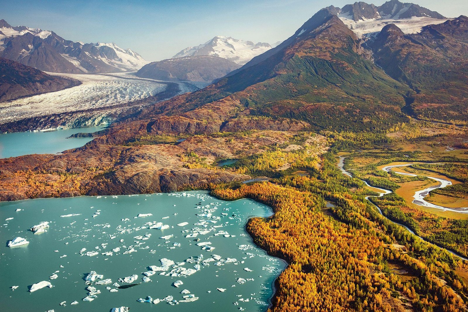 The Best Month to Visit Alaska – Timing Your Adventure