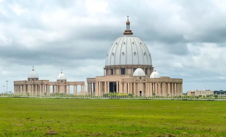 Things to Do in Yamoussoukro – A Cultural Journey