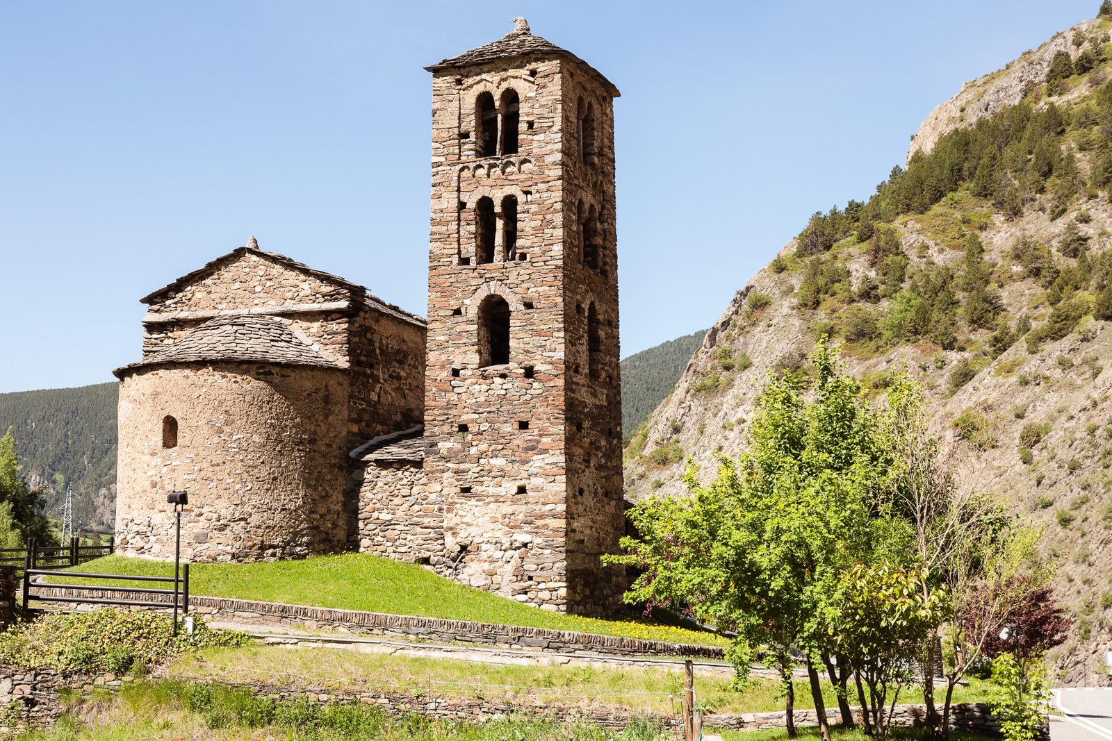 Unveiling‌ Cultural Treasures: Must-Visit Landmarks and Experiences⁣ in Canillo