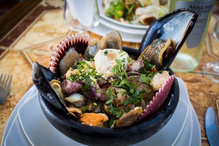 Uncovering Valparaísos Culinary Delights and Secret Eateries for Food Lovers