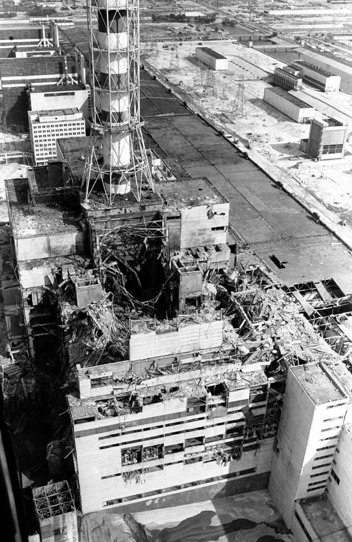 Understanding the Risks: Exploring the dangers of Visiting‍ Chernobyl