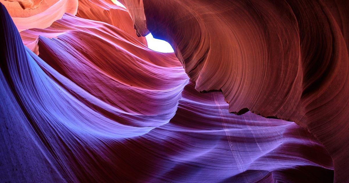 Understanding​ the⁣ Unique ‍Terrain and Conditions ⁤of Antelope ‌Canyon