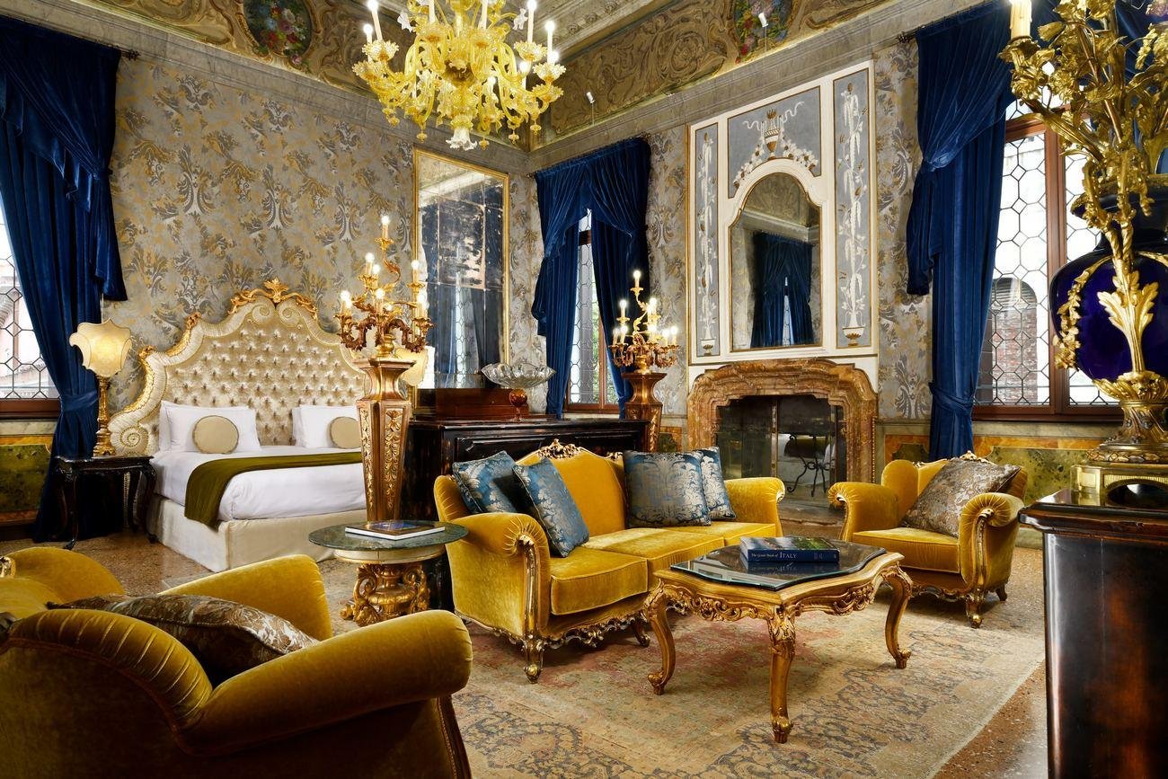 Luxurious Stays in Los Angeles - ​Where to indulge in ​Style