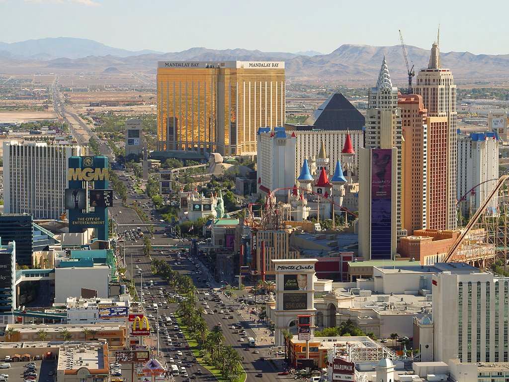 Understanding the Challenges of Visiting Las Vegas During the Hottest Months