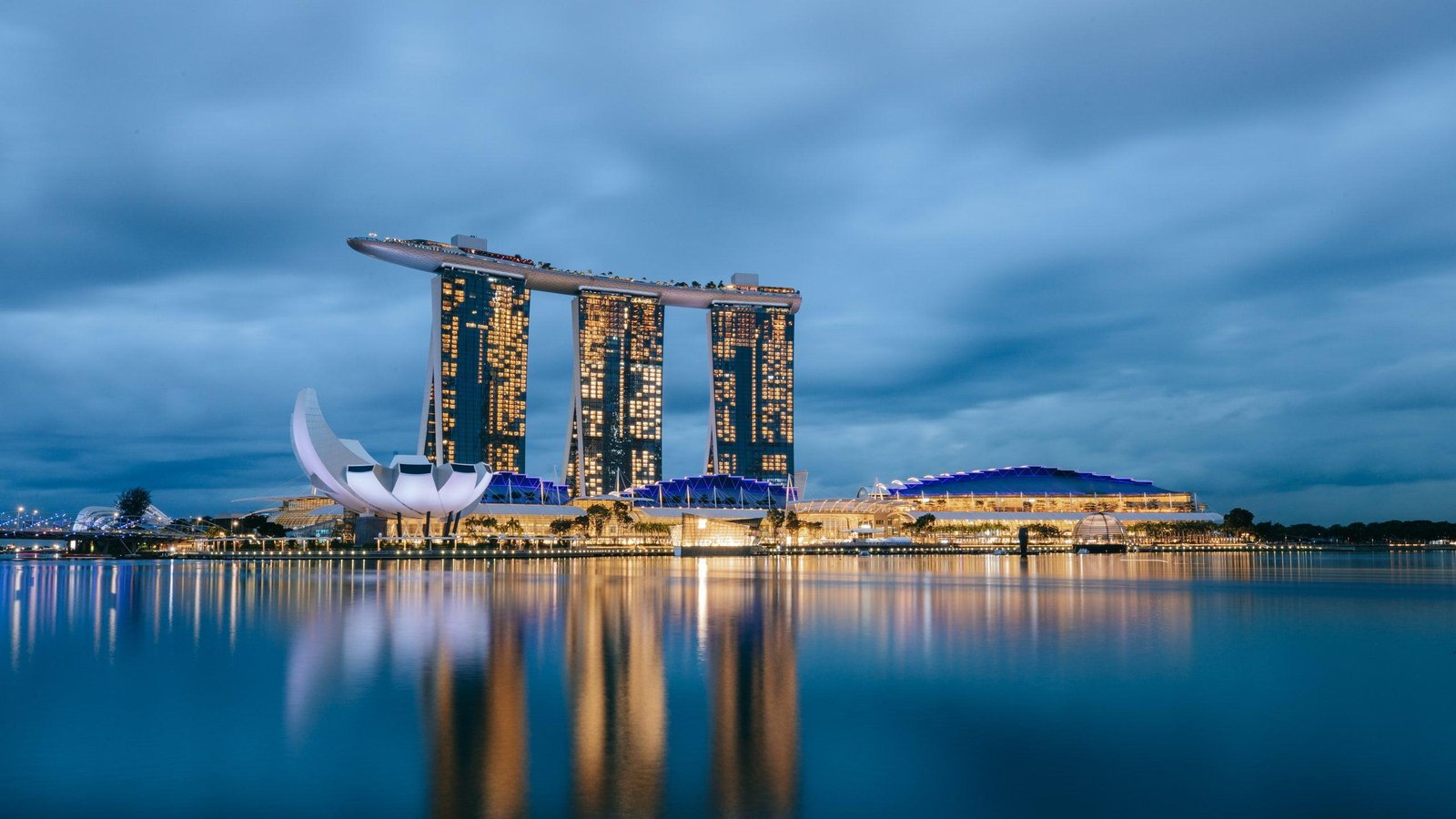 Ideal Months for visiting Singapore: Weather, Festivals, and Crowds