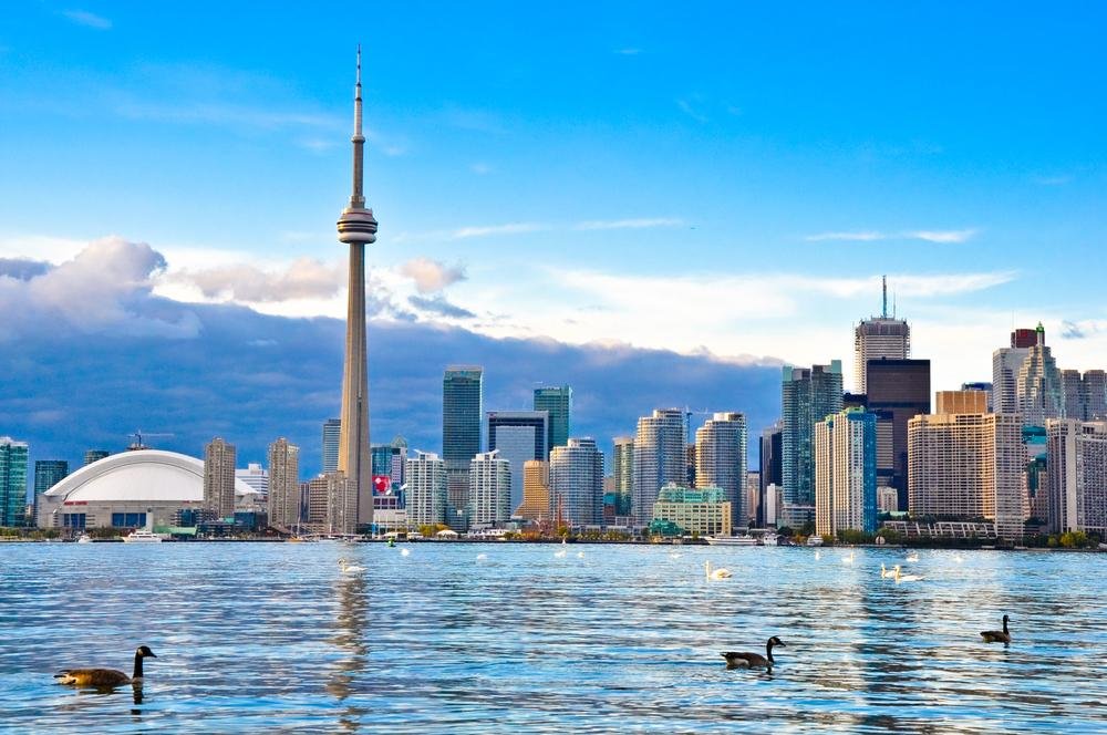 Exploring Iconic Attractions and Hidden Gems in Toronto